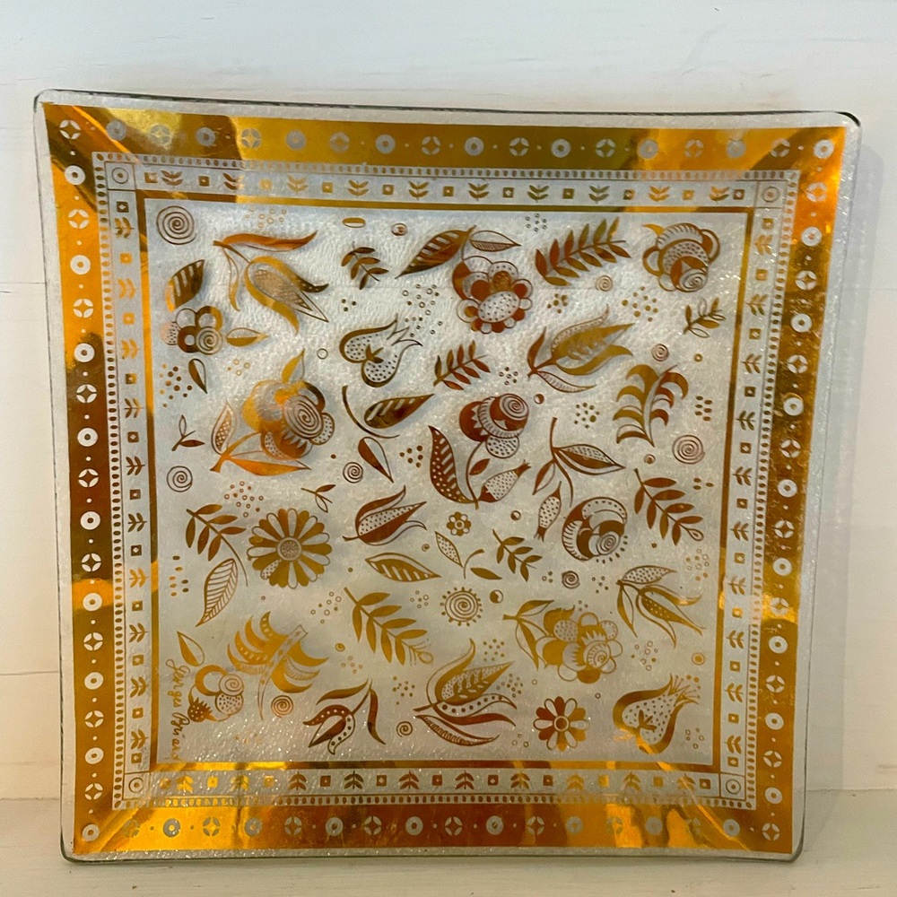 Vintage Georges Briard Gold Garden Plate 7.5”x7.5”